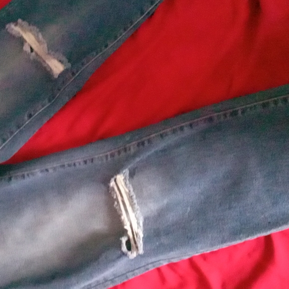 Jeans - Picture 3 of 3